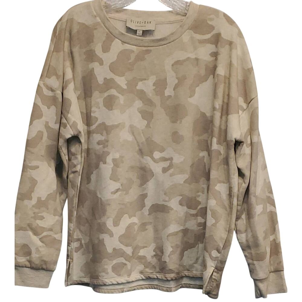 Olive + Oak Loungewear Pull Over Camo Soft Sweatshirt Large